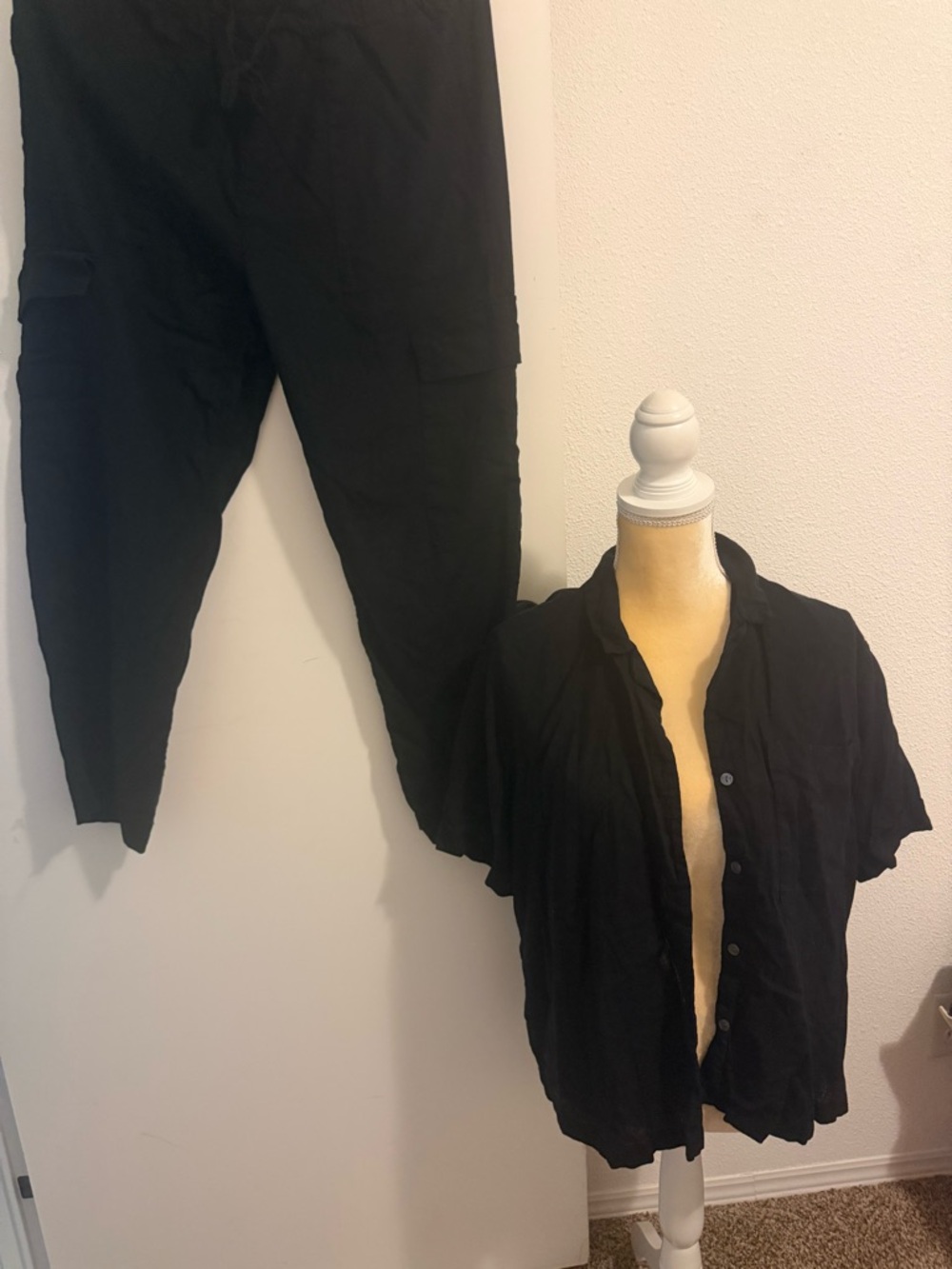 Time and Tru Black button up top Top and pants
